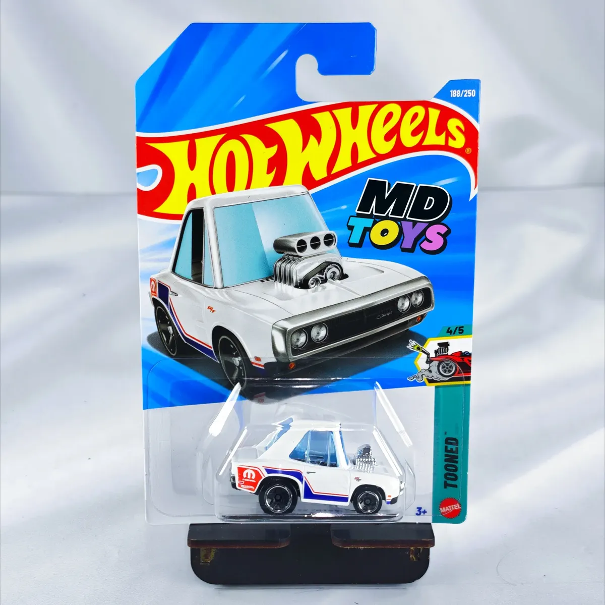 D_NQ_NP_2X_646837-MLC114456216537_072026-F.webp Hotwheels Auto - '70 Dodge Charger Tooned 4/5 Mattel - Imagen 1