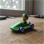 Baby Luigi Sneeker - Hotwheels Auto Mario Kart 1:64 Mattel - Imagen 4