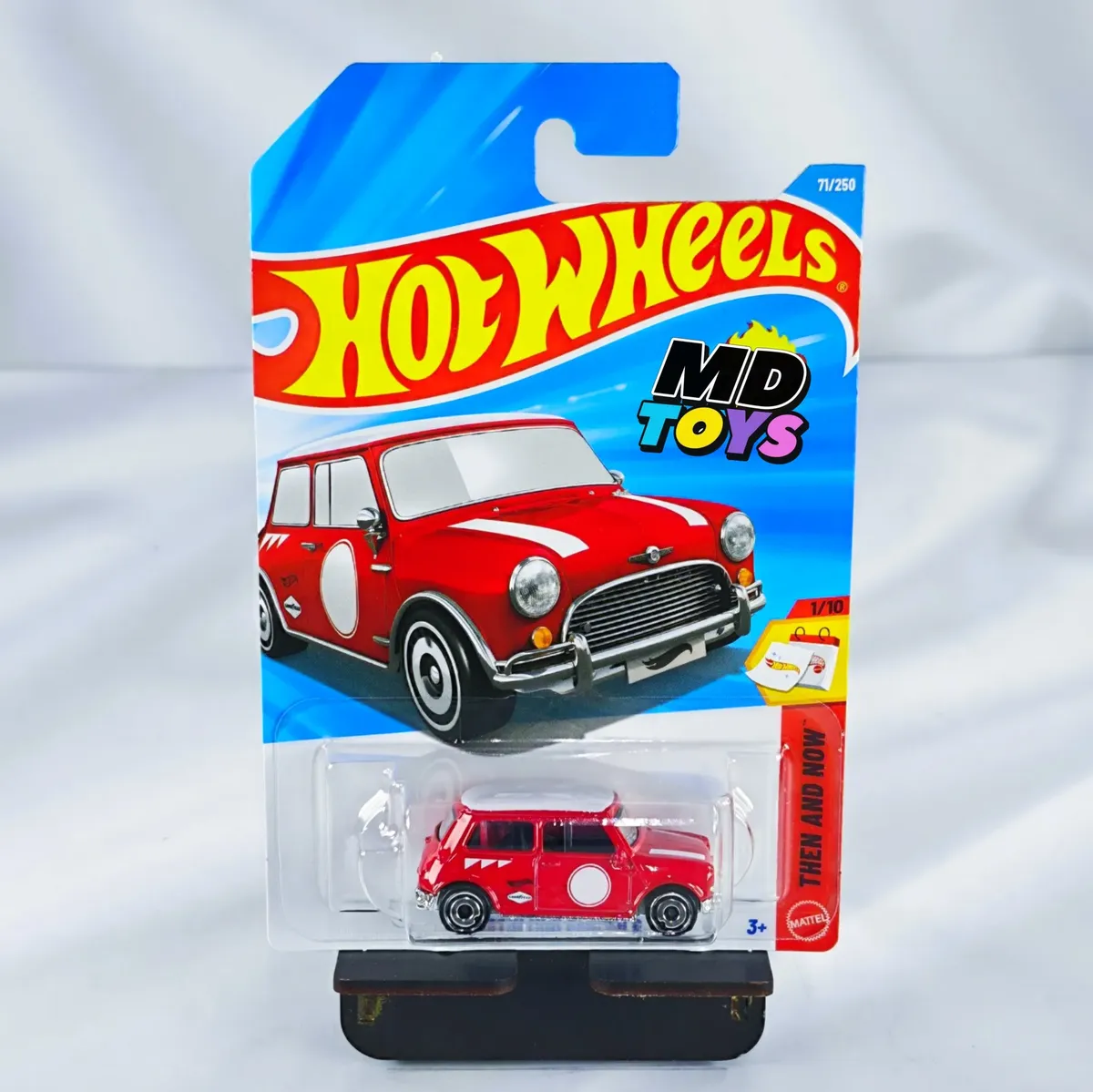 D_NQ_NP_2X_987774-MLC113219149156_072026-F.webp Hotwheels Auto - Austin Mini Cooper S Then And Now 1/10 Mattel - Imagen 1