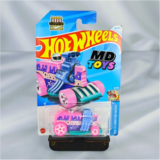 Birthday Burners - Hotwheels Fantasy Celebration Racers 8/10 Mattel
