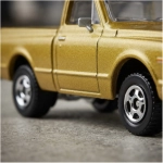 Auto Chevy C10 1968 - Camioneta Chevrolet 110/125 Matchbox 1:64 Mattel - Imagen 4
