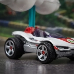Luigi P-Wing - Hotwheels Auto Mario Kart Con Alas 1:64 Mattel - Imagen 5