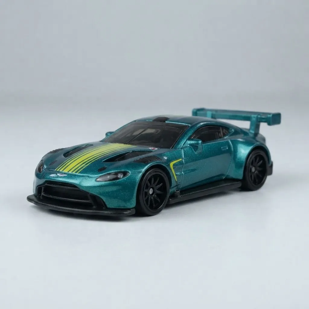 Aston Martin Vantage GT3 2024 - Hotwheels Exoticars 9/10 Mattel - Imagen 5